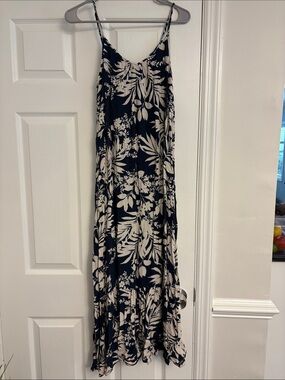 Navy Floral Spaghetti-Strap Maxi Dress